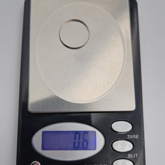 Size 9 Sterling Silver Plain Simple Thin Band Ring A3344 - Picture 7 of 7